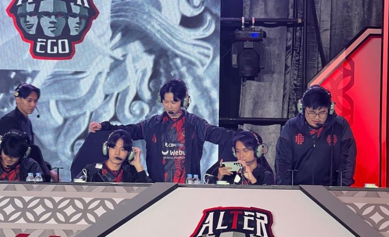 Tugas Coach Sebagai Taktisi Analis dalam Tim esports