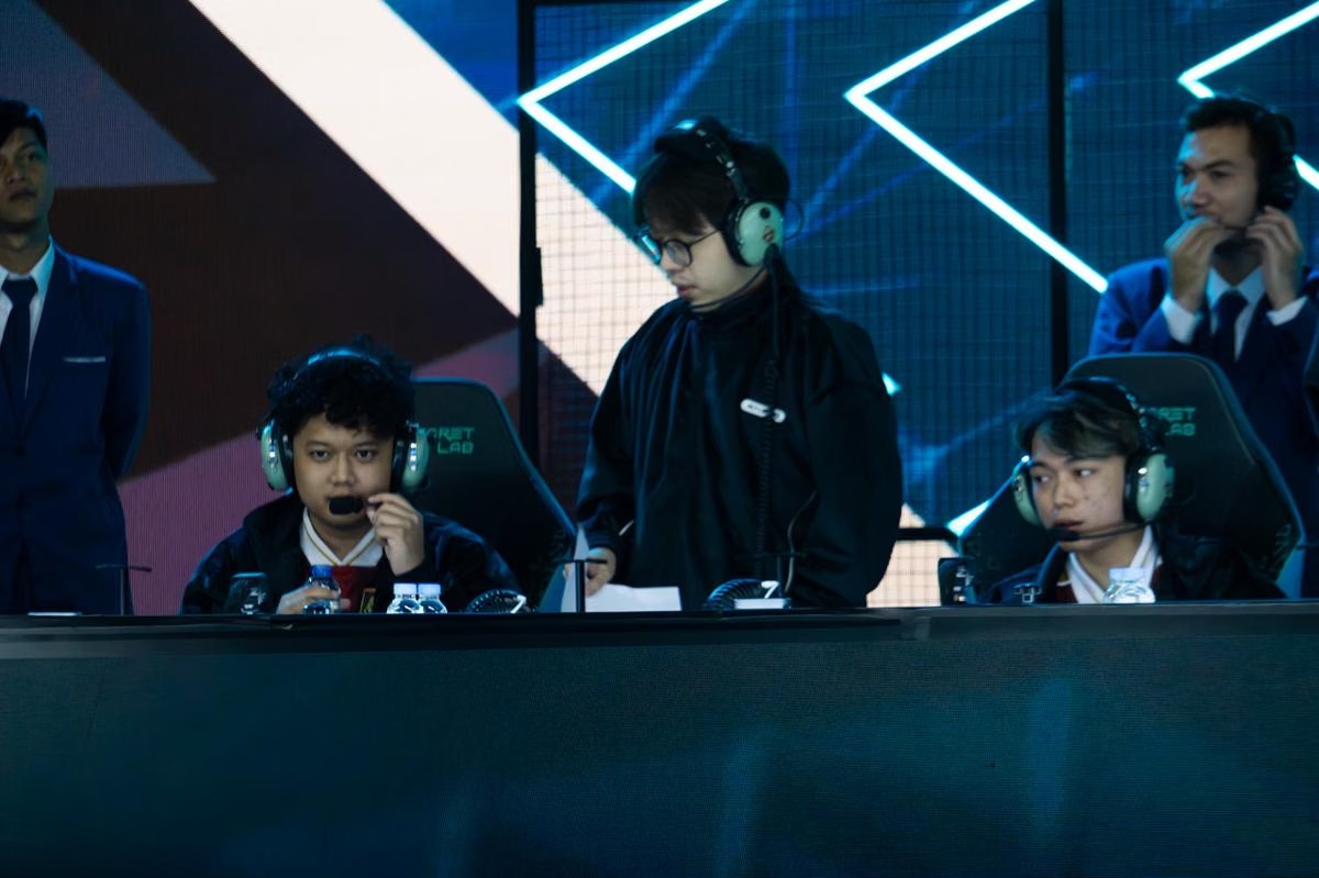 Hasil Swiss Stage M7 AE vs BSE: AE Kantongi Dua Kemenangan